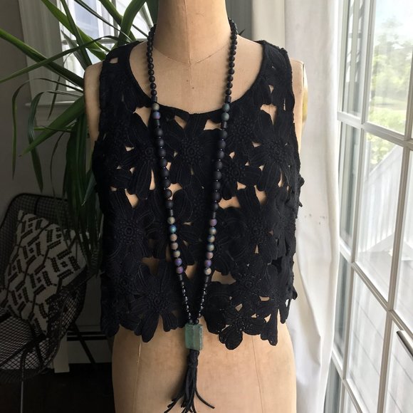 SIGNATURE 8 Black Lace Racerback Crop Top - Picture 5 of 8